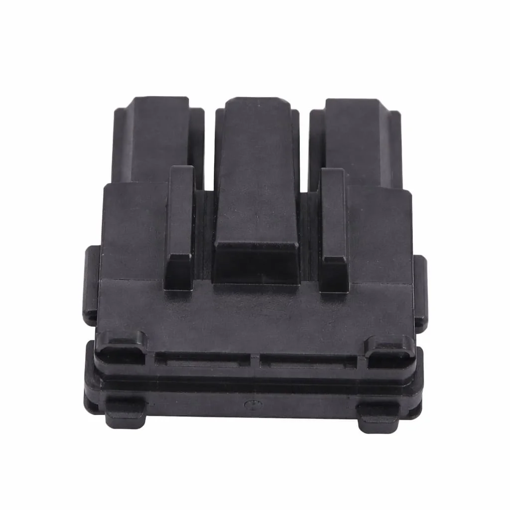3-Pin Plug2