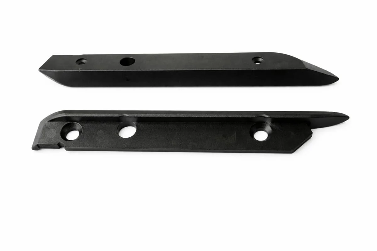 B54757 Picanol LHS Guide Piece Black (short Type), L=583mm