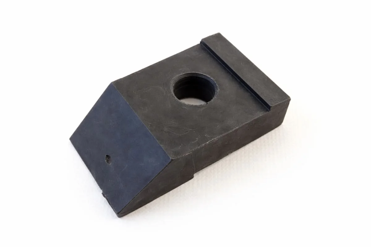 BA303150 Picanol Stud 1