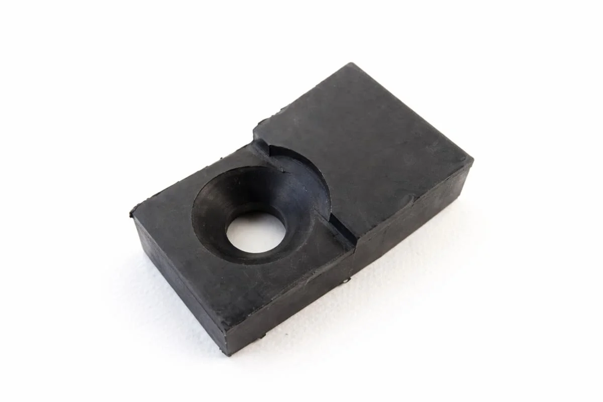 BA303150 Picanol Stud