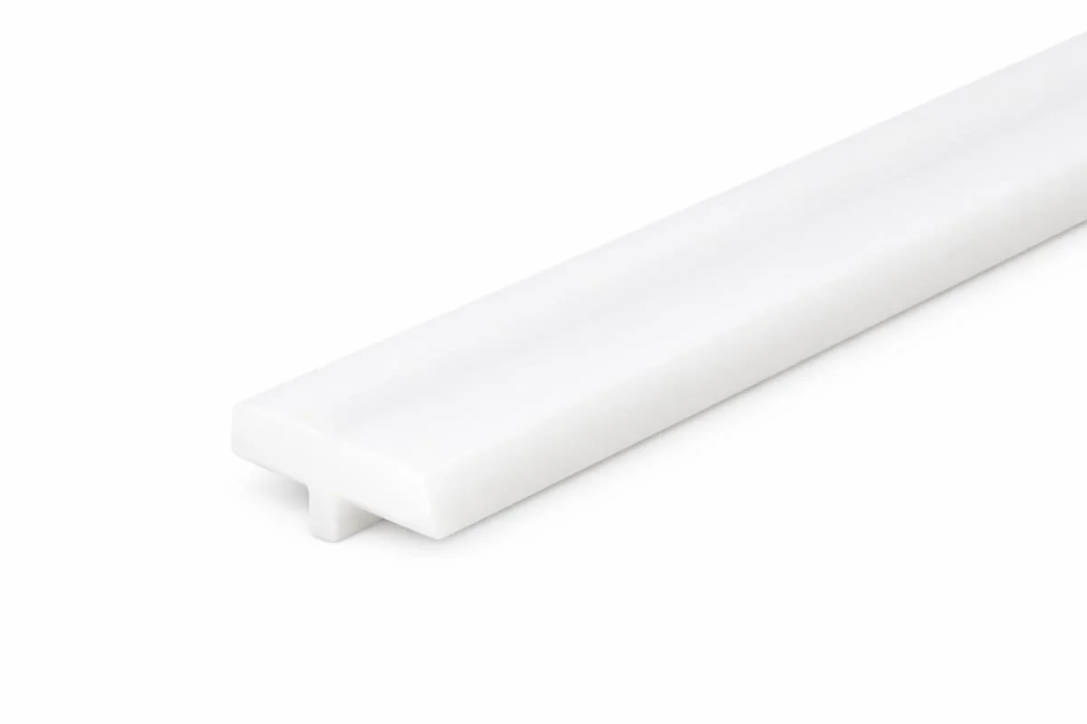 Bottom strip