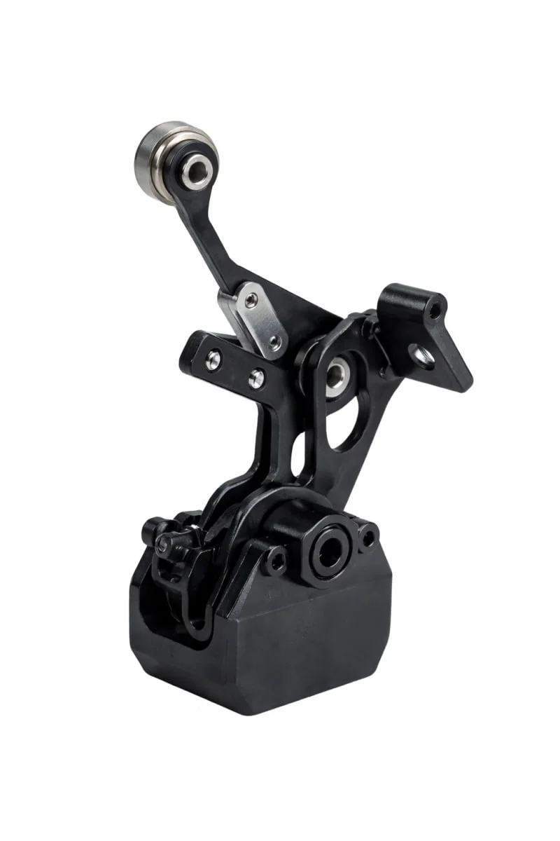 Center cutter assembly