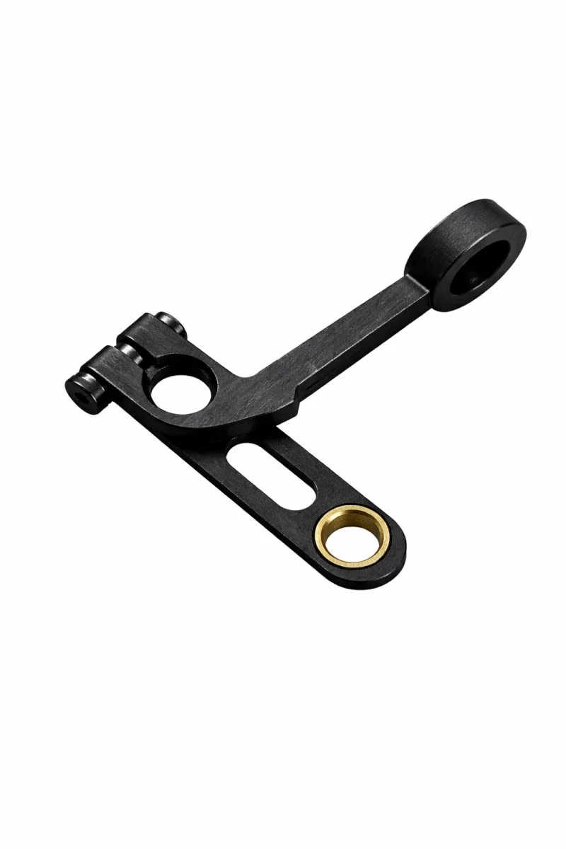 Center movable cutter seat