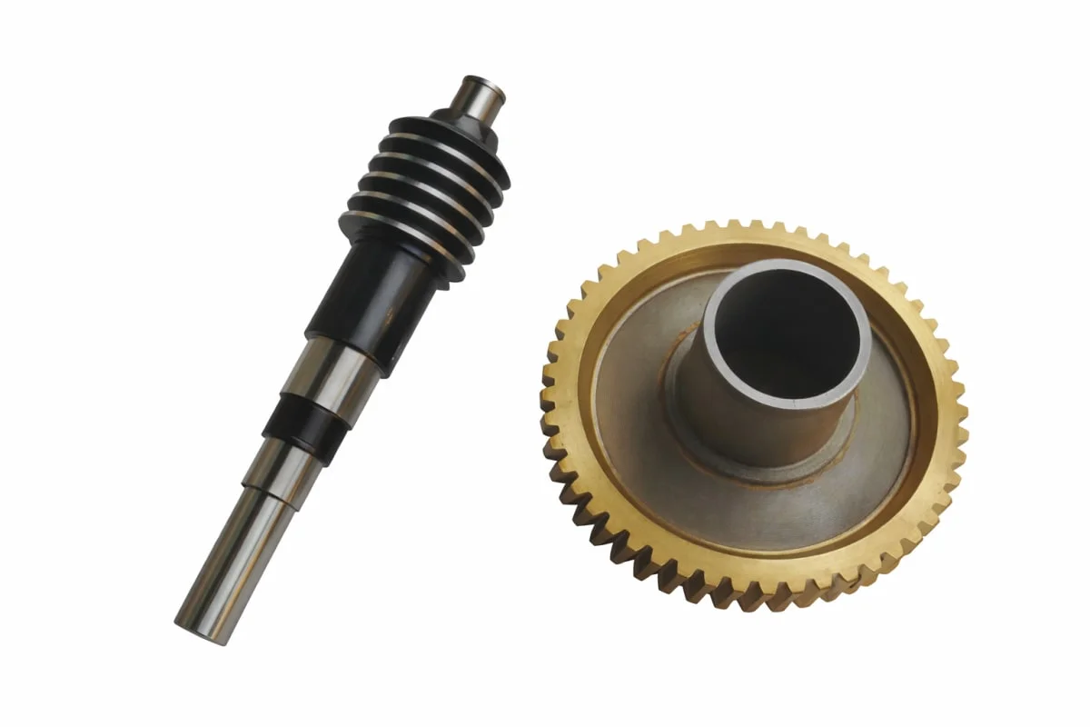 Main reducer, spiral gear 1