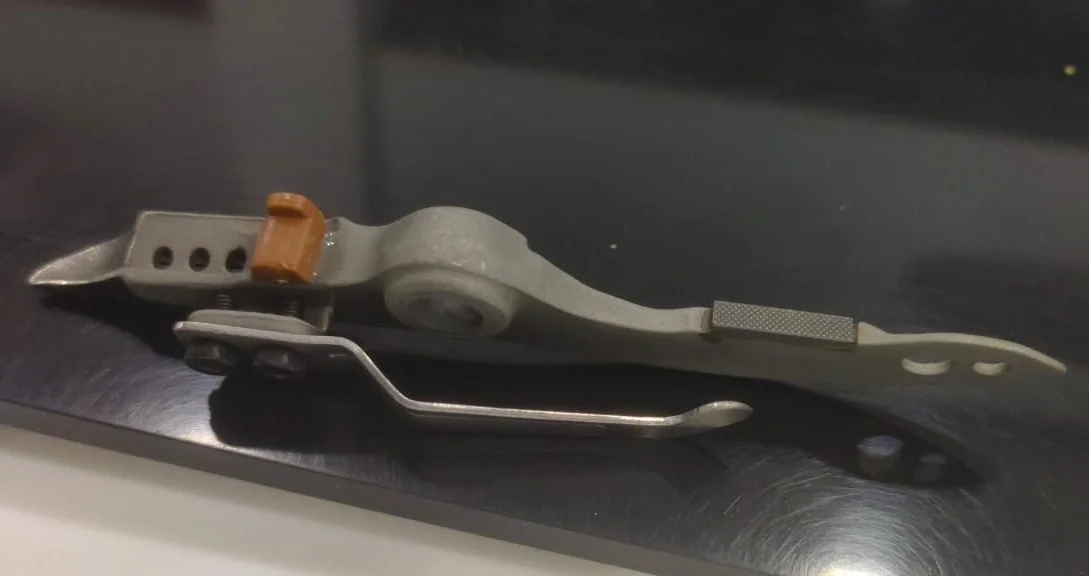 Clamp Lever L 02 view 1