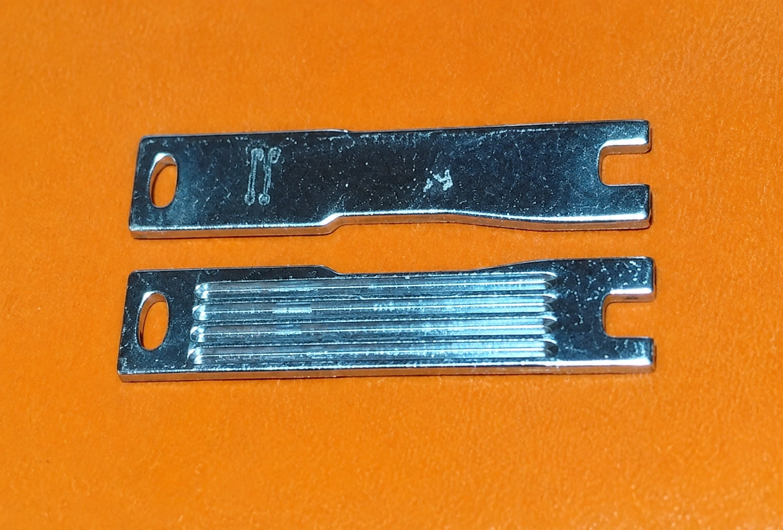 ALPHA gripper part LHS A506 1