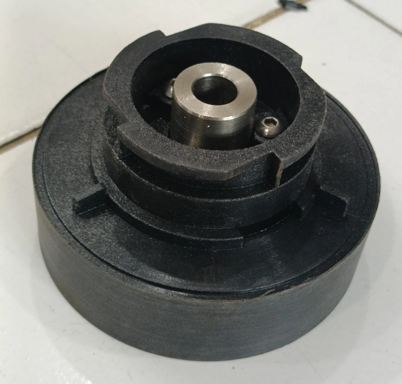 Outer Yarn Tensioner view 2