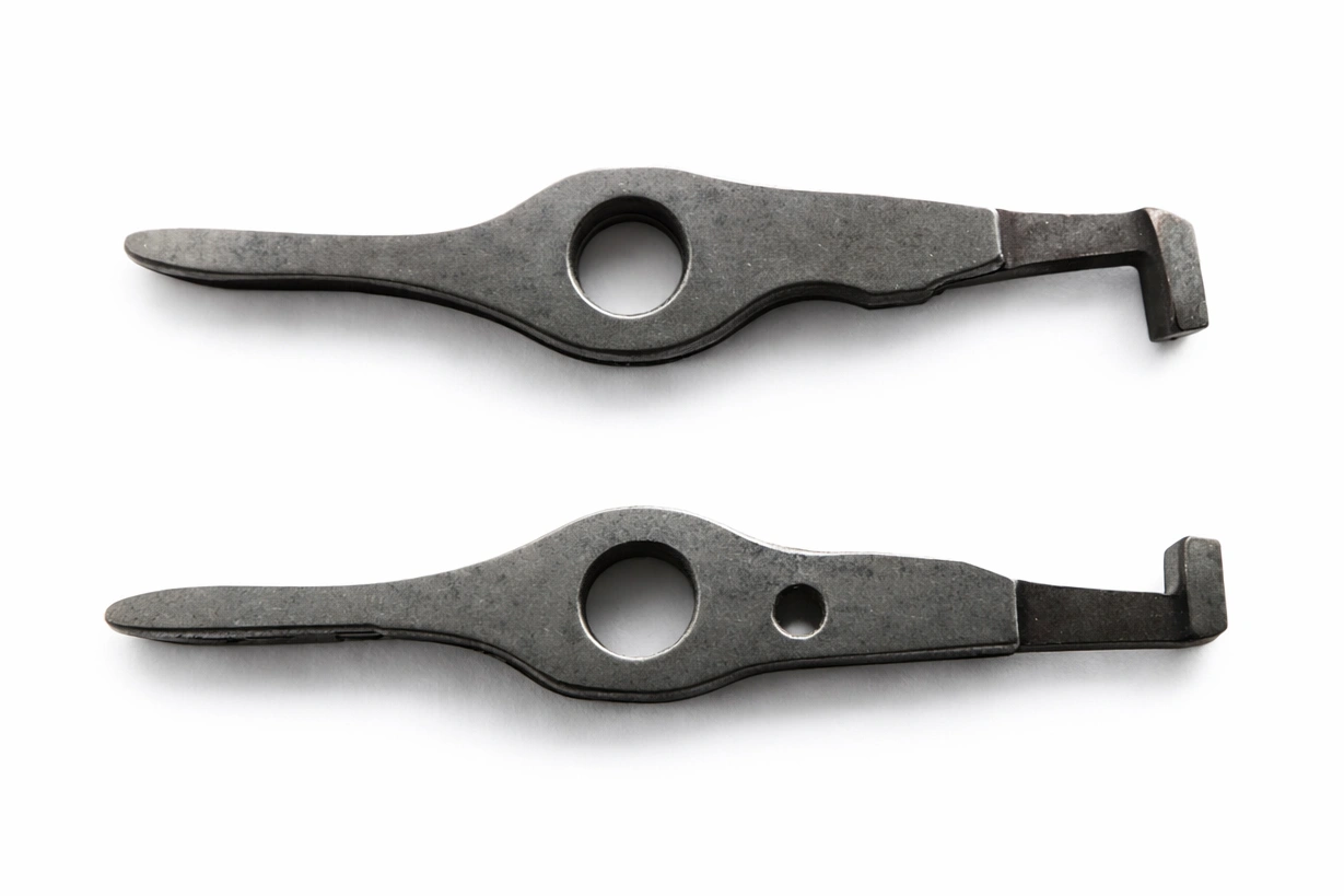 911 319 322 & 911 319 323 Sulzer, Lower & Upper Gripper, Grooved