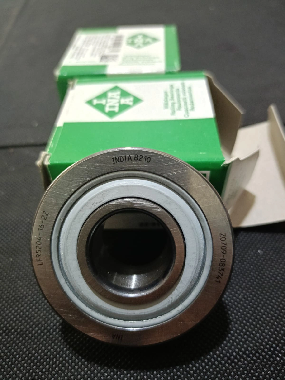 Bearing view 2