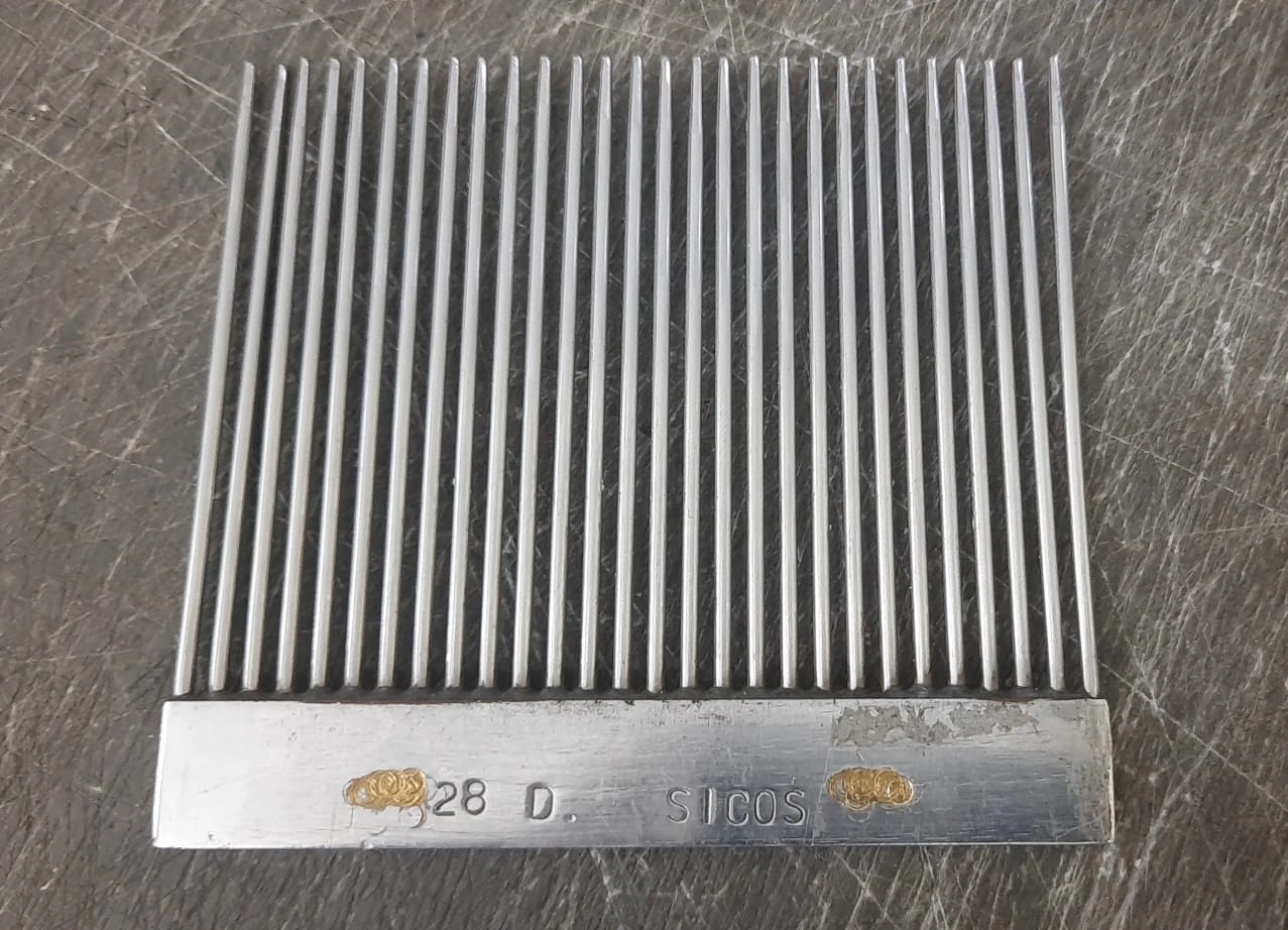 Comb 28 D pic