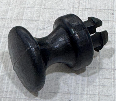 1002471  BUSBAR PULL KNOB view 4