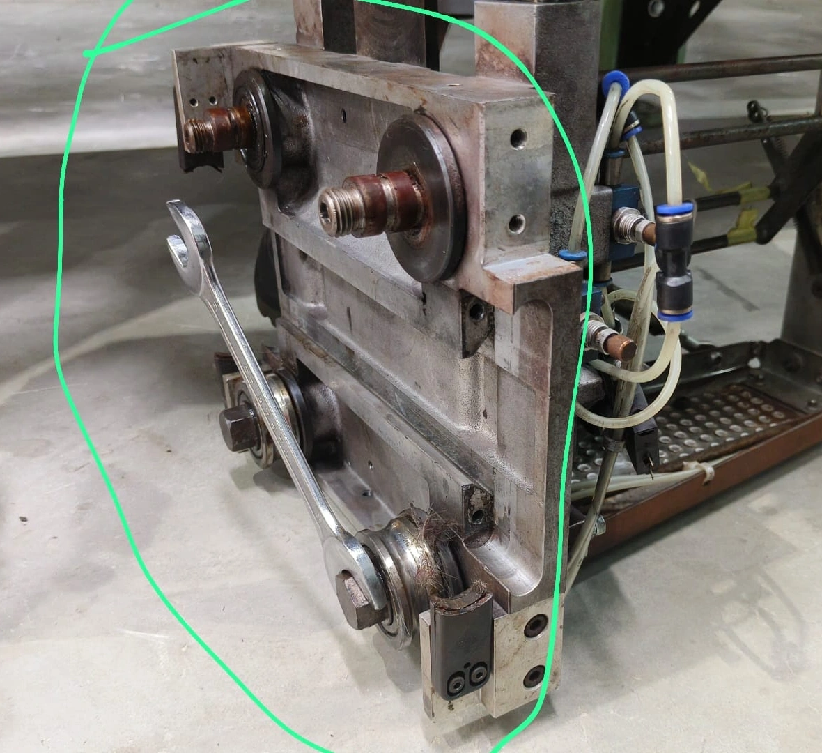 Weft Station Mounting Base Plate