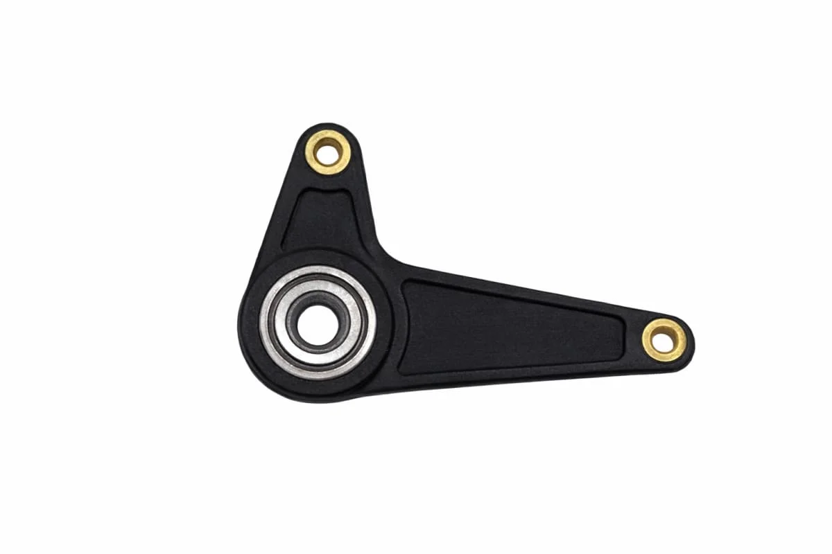 Selvage tension wheel