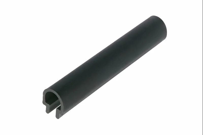 Spacing sleeve