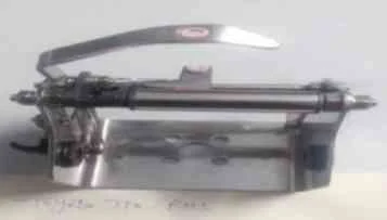 TOYOTA 710 LENO BOBBIN HOLDER (RHS & LHS)
