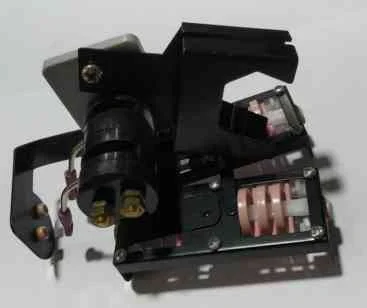 TOYOTA TENSIONER
