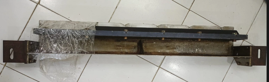 Applicator with Ceramic Connectors IY